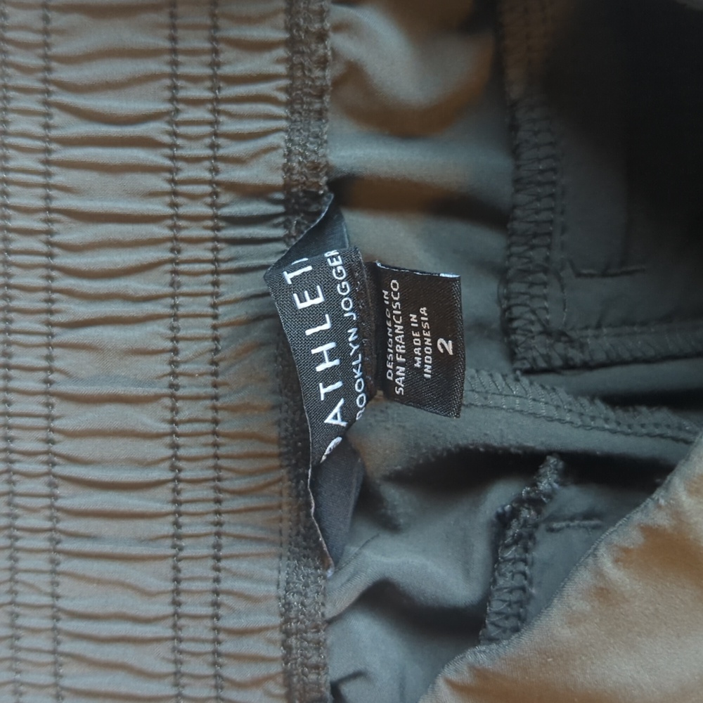 Athleta Brooklyn Jogger Size 2 Army Green - Picture 2 of 4